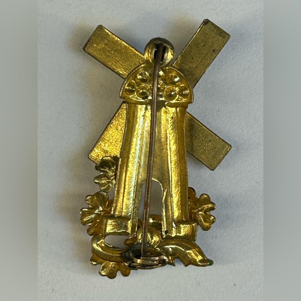 009. Vintage Windmill Articulated Brooch and New Windmill Earrings - Picture 5 of 5